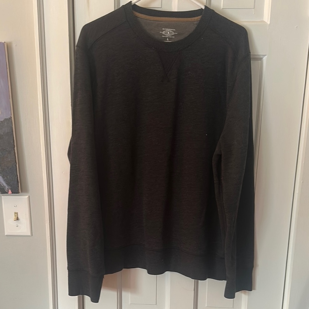 G.H. Bass & Co. sweatshirt size large